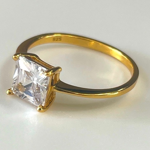 14k Yellow Gold Classic Diamond Ring - Picture 3 of 7